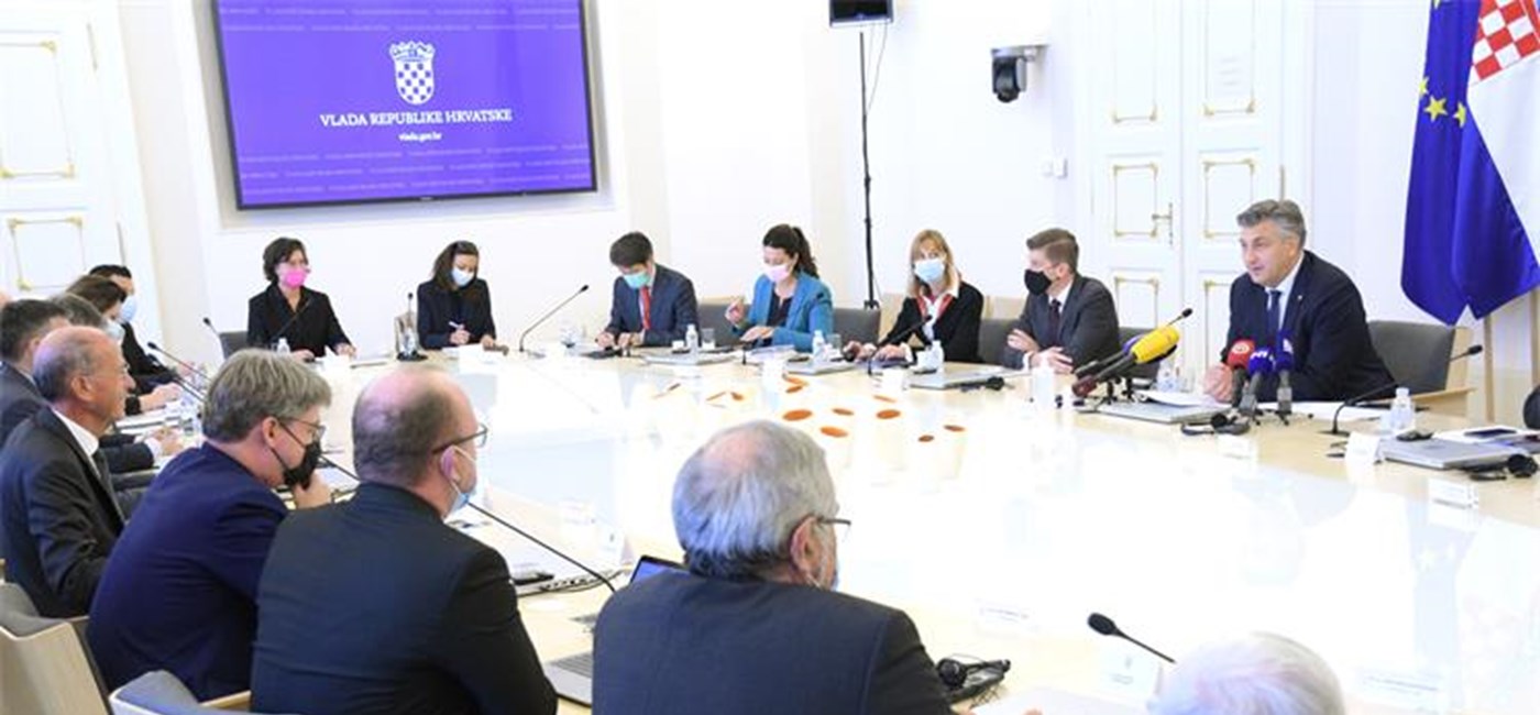 Plenković: Francuska je veliki partner Hrvatske, podići ćemo odnose dviju zemalja na još višu razinu